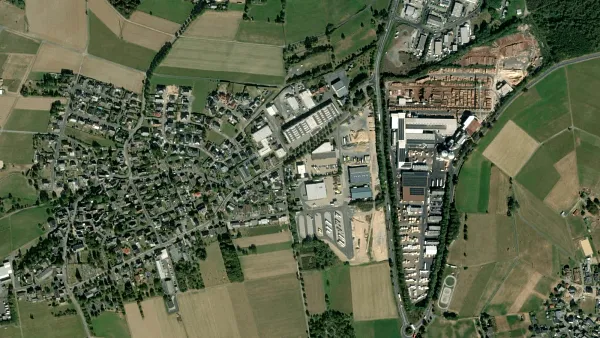 Parkareal Schmitt Peterslahr in Oberhonnefeld-Gierend