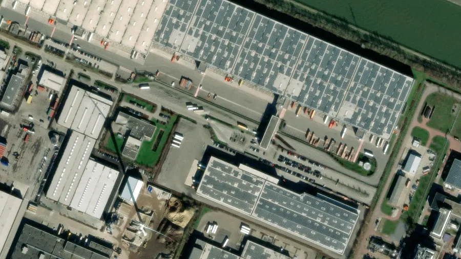 Parkareal Kühne + Nagel Premium in Geel