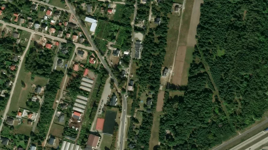 Parkareal DEES Warszawa in Żabia Wola