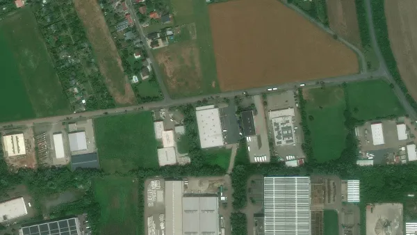 Місце для паркування вантажівок Simple в Markranstädt