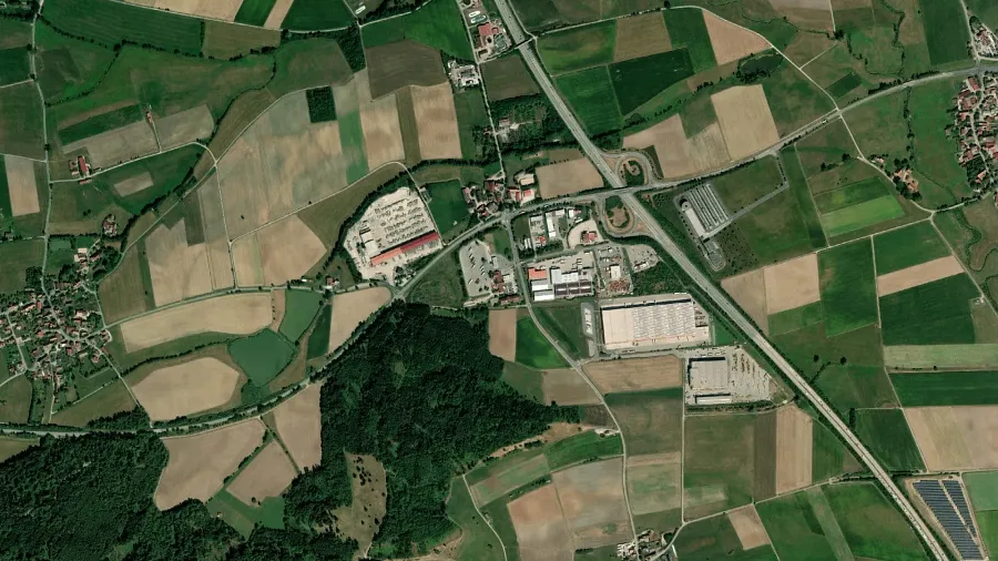 Tehergépkocsik parkolója Autohof in Schnelldorf