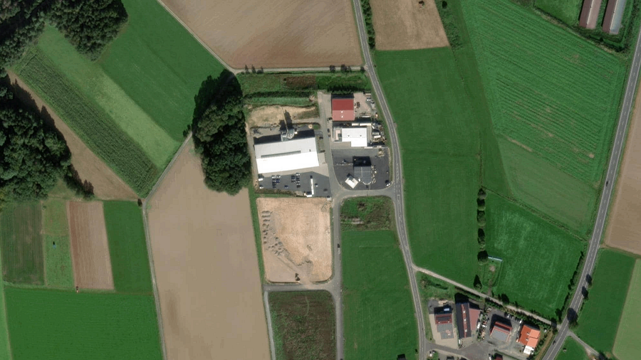 Tehergépkocsik parkolója Olaf Jehn SBV in Ebersburg