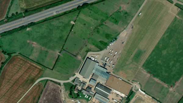 Area di parcheggio per autocarri M45 Truck Stop Rugby