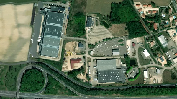 Parkareal SIFTAS Poids Lourds Sécurisé in Attignat