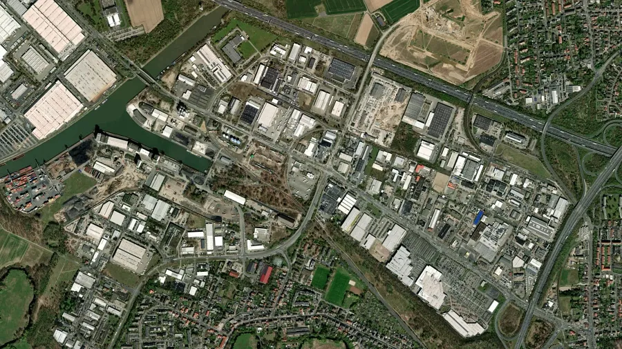 Tehergépkocsik parkolója Shell Autohof in Braunschweig