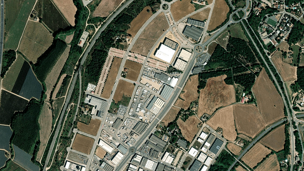 Parkareal Truck Center 1 in Fornells de la Selva