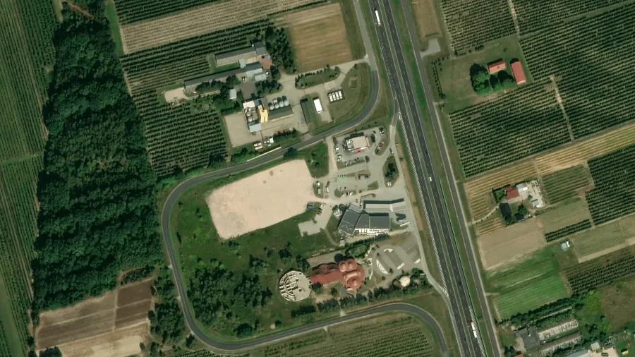 Zona de parcare pentru camioane BP în Promna