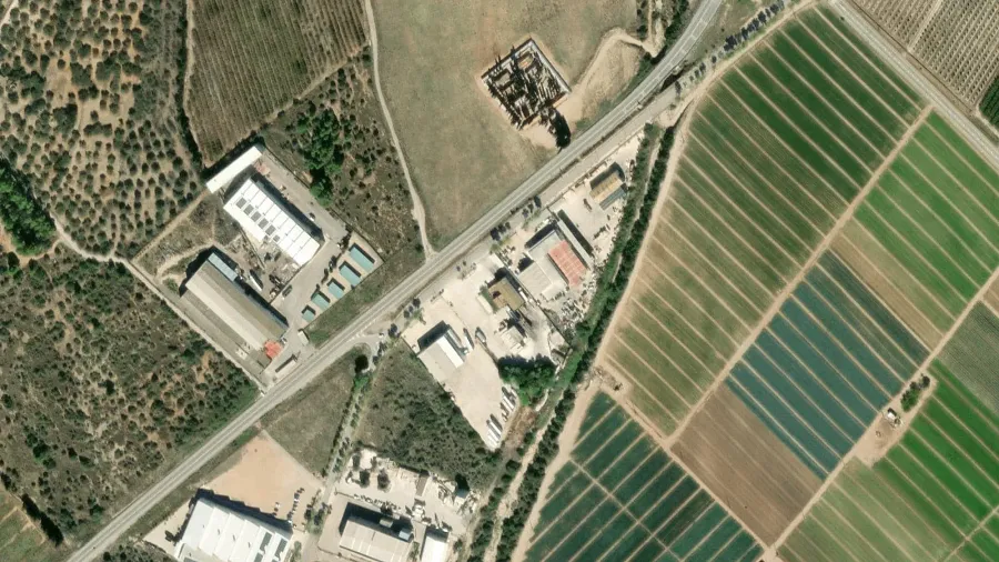 Parkareal Lavado y Engrase Ramon in Camarles