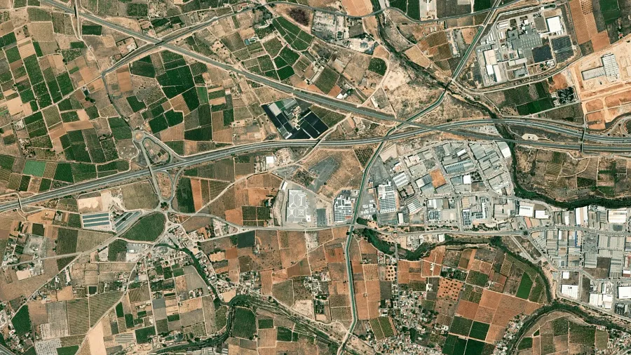 Area di parcheggio per autocarri Truck Park Trailer Aguilar Torrent