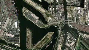 Parkareal Cruise Center Steinwerder in Hamburg