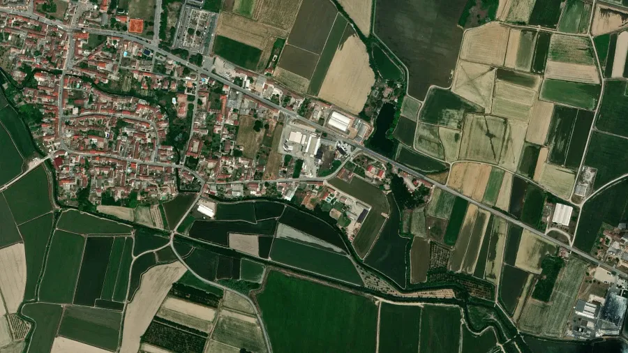 Truck parking lot Officina Valentini SRL a socio unico in Palestro