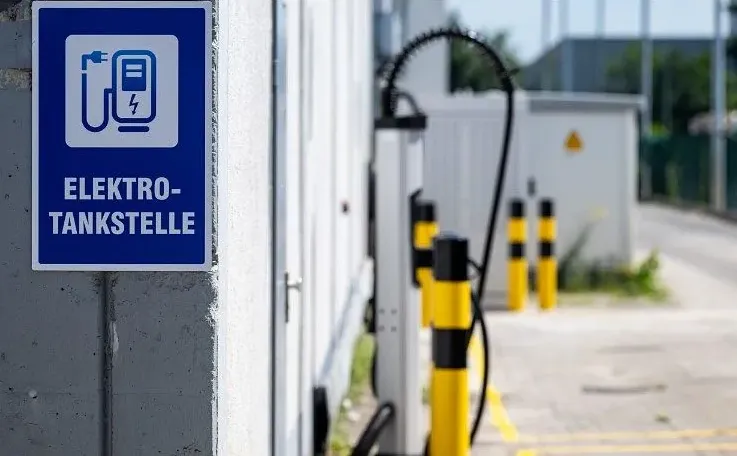 Місце для паркування вантажівок у Eching