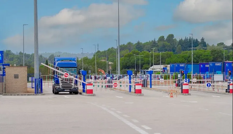 Parkoviště pro nákladní automobily Calsina Carre Spain in Pont de Molins