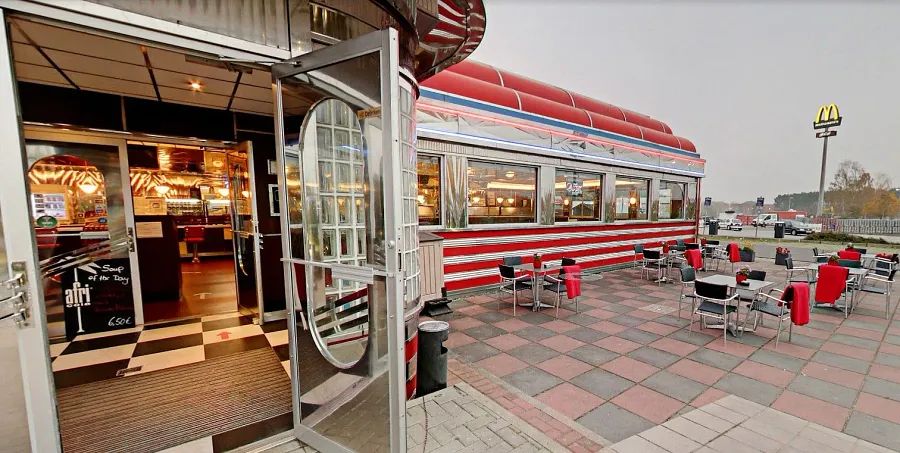 Tehergépkocsik parkolója Lexington Entertainment GmbH in Linthe