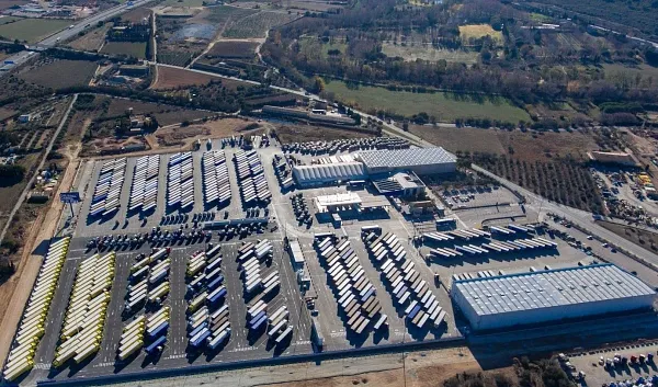 Parkoviště pro nákladní automobily Calsina Carre Spain in Pont de Molins