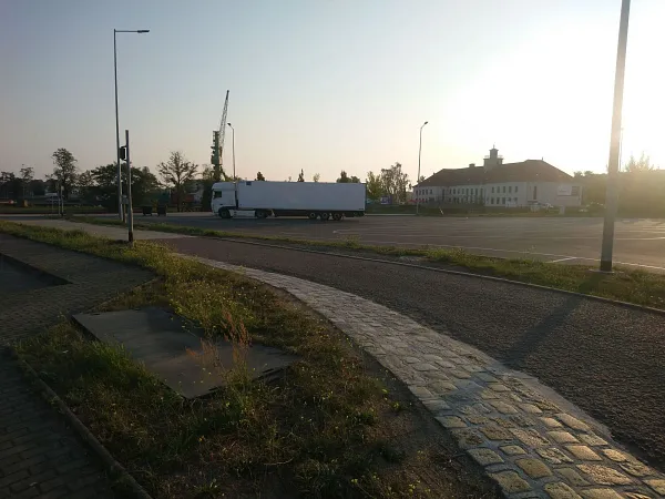 Місце для паркування вантажівок Sächsische Binnenhäfen Hafengelände в Dresden