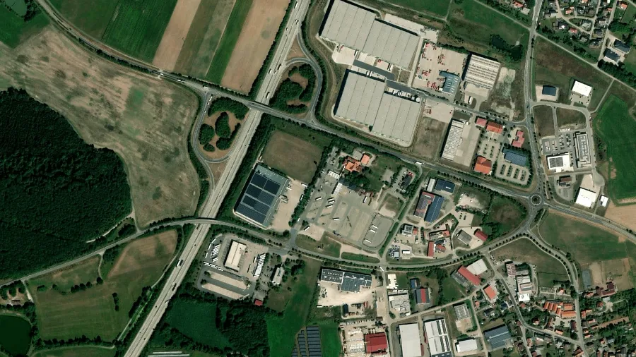 Zona de parcare pentru camioane Autohof &icirc;n W&ouml;rnitz