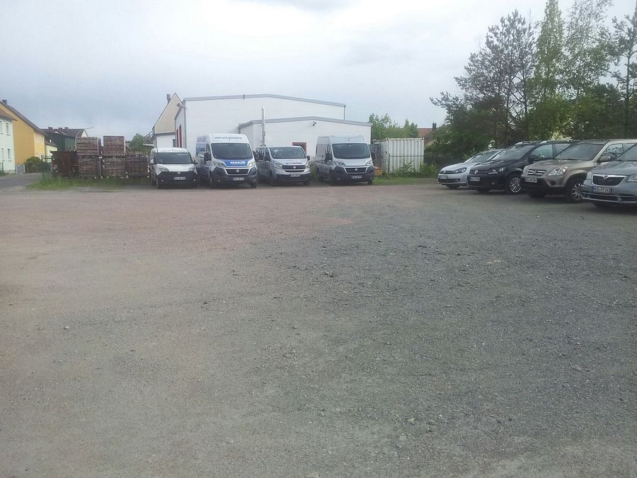 Parkareal ATB Automaten Technik Baumann Betriebshof in Luhe-Wildenau