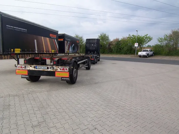 Zona de parcare pentru camioane Autohaus Oppel în Ansbach