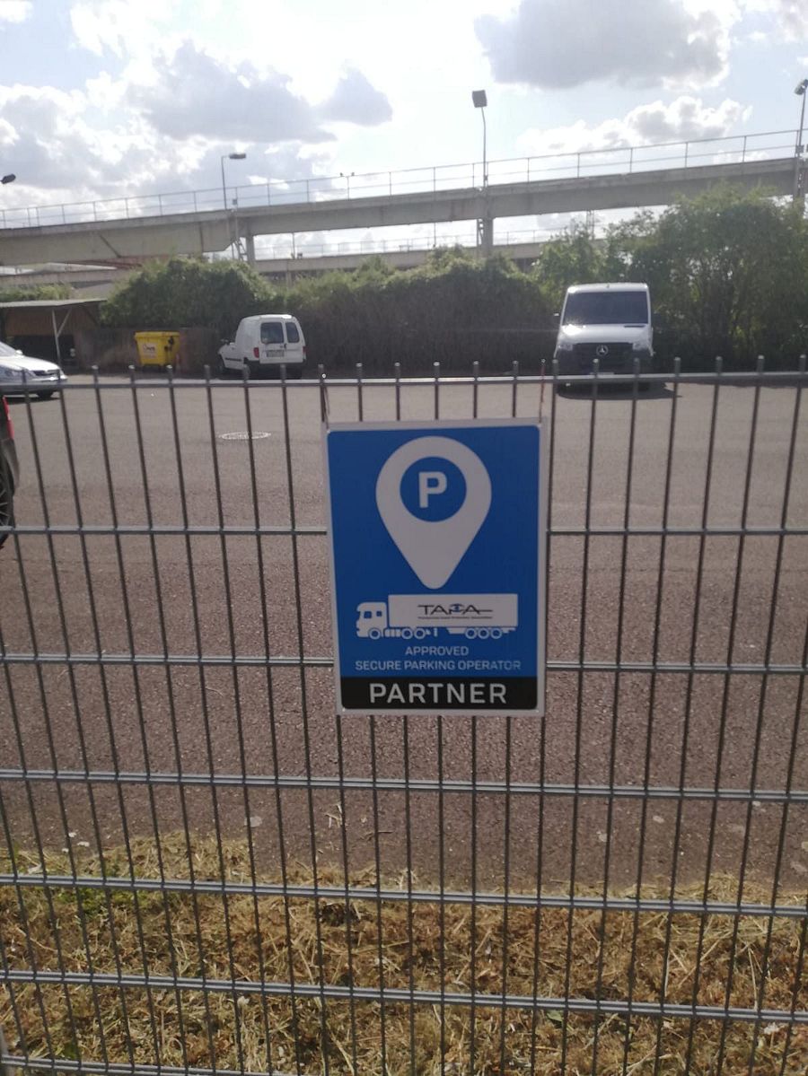 Area di parcheggio per autocarri Betriebshof TWS Umzüge Magdeburg