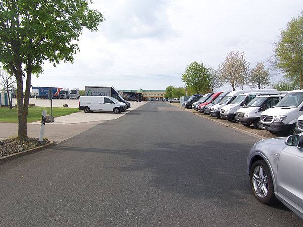 Parkoviště pro nákladní automobily Autohaus Oppel in Ansbach