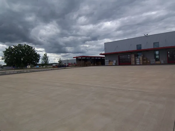 Area di parcheggio per autocarri Alrep Group Speditionshof Mutterstadt