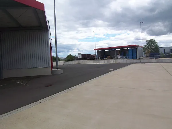 Area di parcheggio per autocarri Alrep Group Speditionshof Mutterstadt