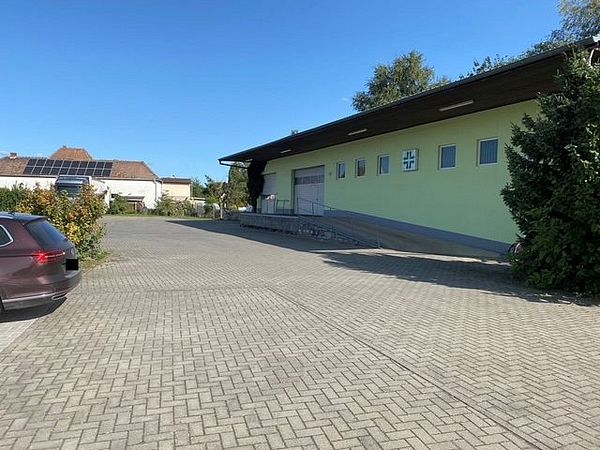 Area di parcheggio per autocarri Tobias Fröhlich Spedition Meseberg Betriebshof Niedere Börde