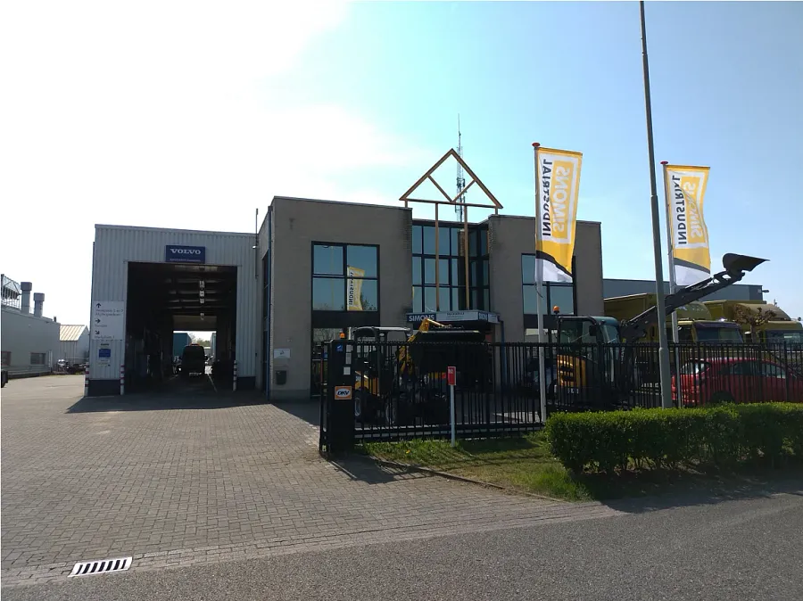 Truck parking lot NL Parkplatz A 6101 XD in Echt