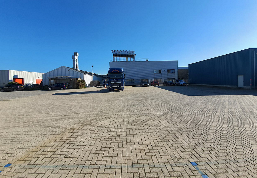Parkoviště pro nákladní automobily NL Parkplatz A 6101 XD in Echt
