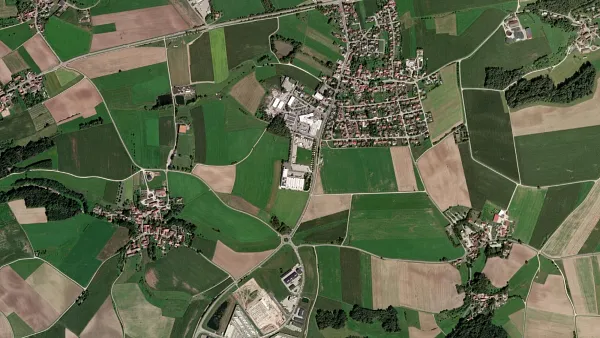 Zona de parcare pentru camioane Autohaus Oppel &icirc;n Ansbach