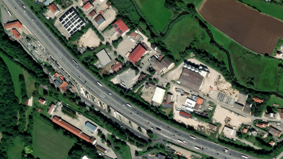 Parkareal Autohof Groh teilsicherter in Greding