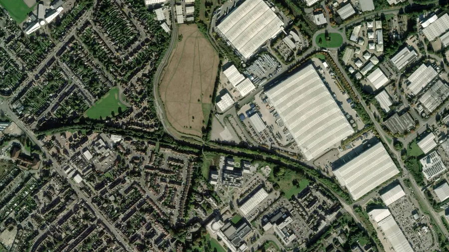 Truck parking lot Hought Regis in Dunstable